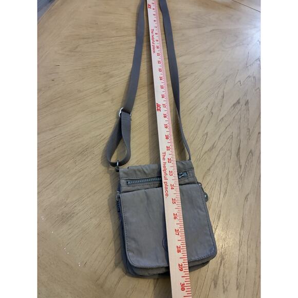 Kipling El Dorado Bag Crossover Purse Flap Pocket Travel Organize Zippers Gray - Picture 9 of 10